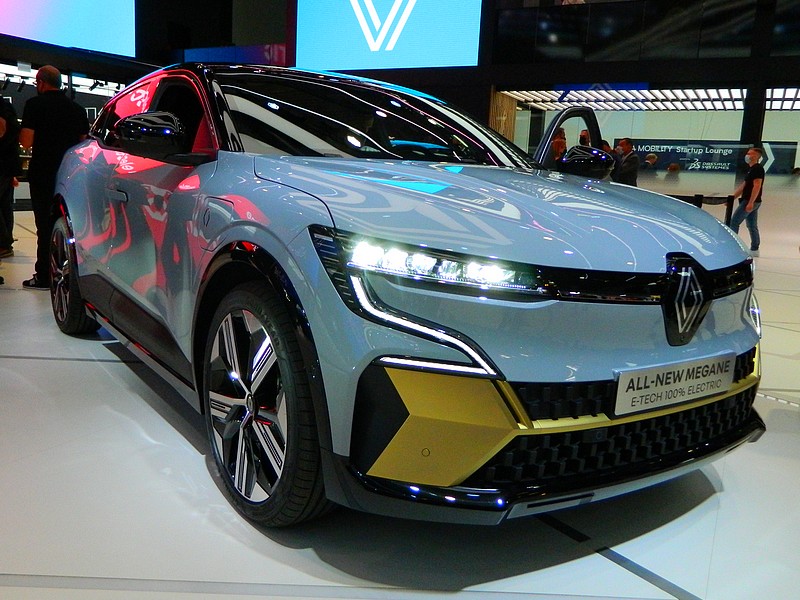 Renault představil Mégane E-Tech 100% elektrický